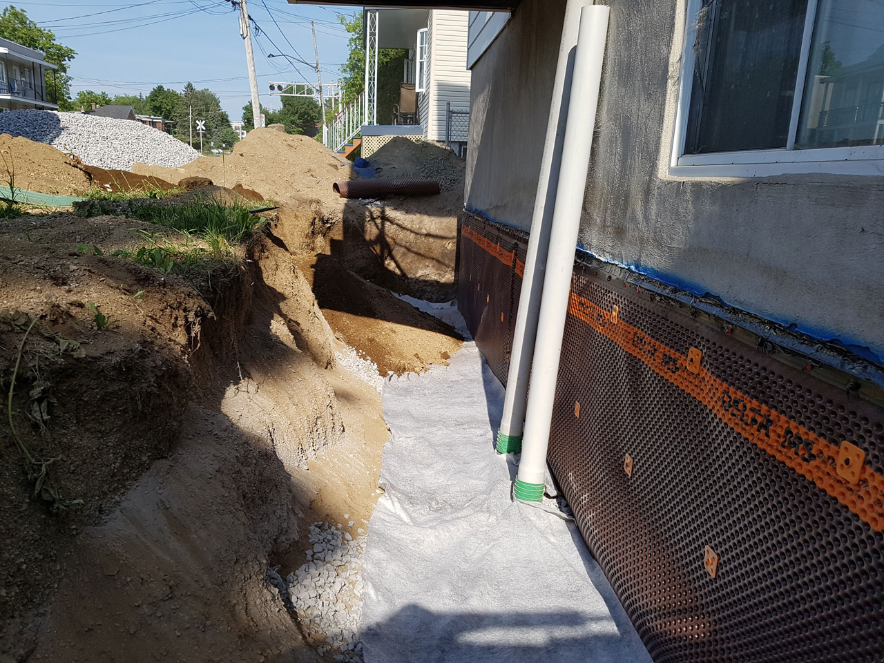 Drain français #114 Delta Aqua-Bloc Drain français #114 Delta Aqua-Bloc