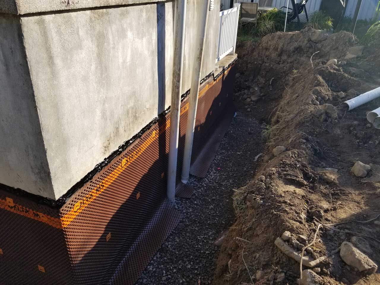 Drain français #128 Delta Aqua-Bloc Drain français #128 Delta Aqua-Bloc