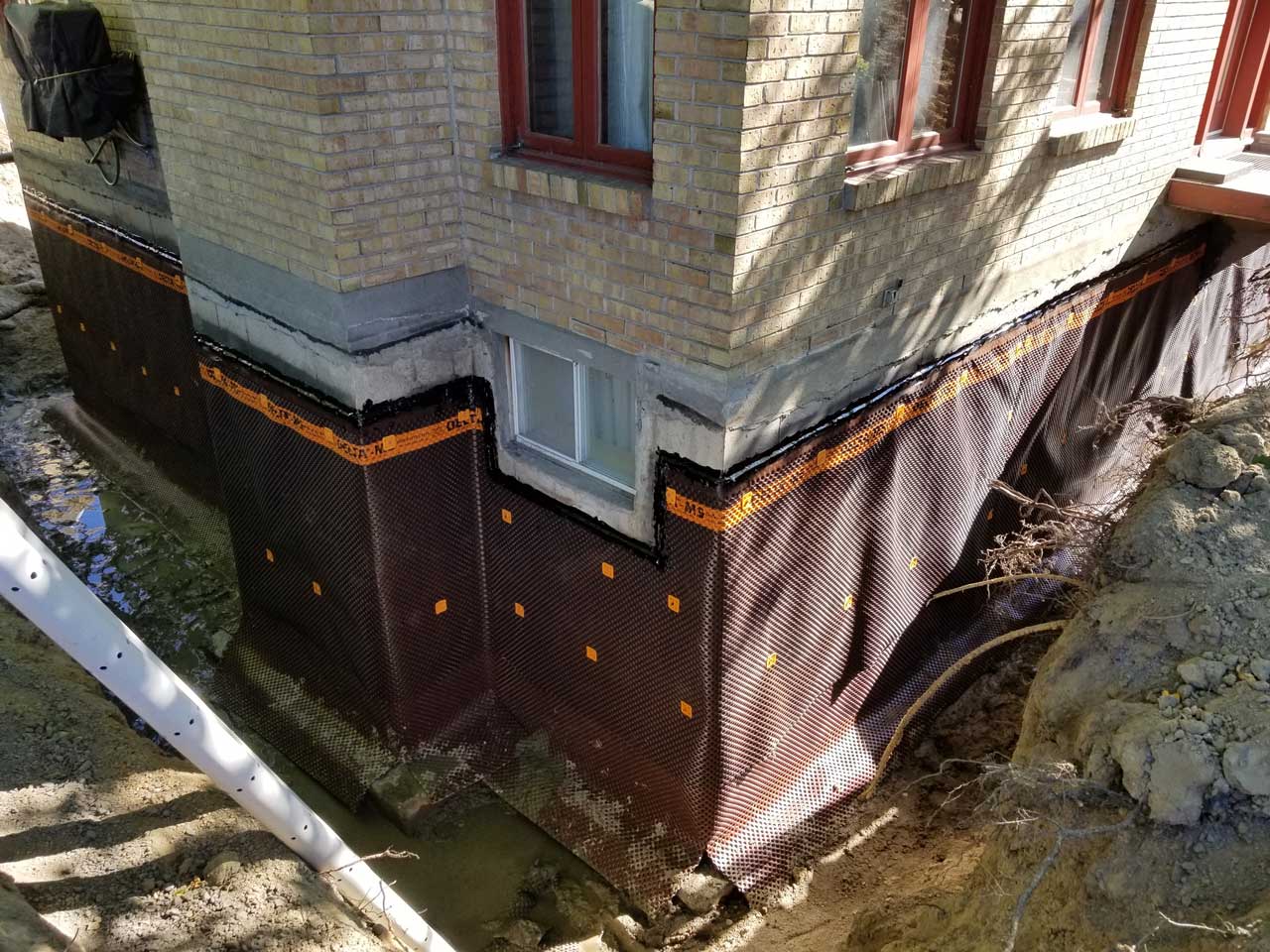 Drain français #150 Delta Aqua-Bloc Drain français #150 Delta Aqua-Bloc