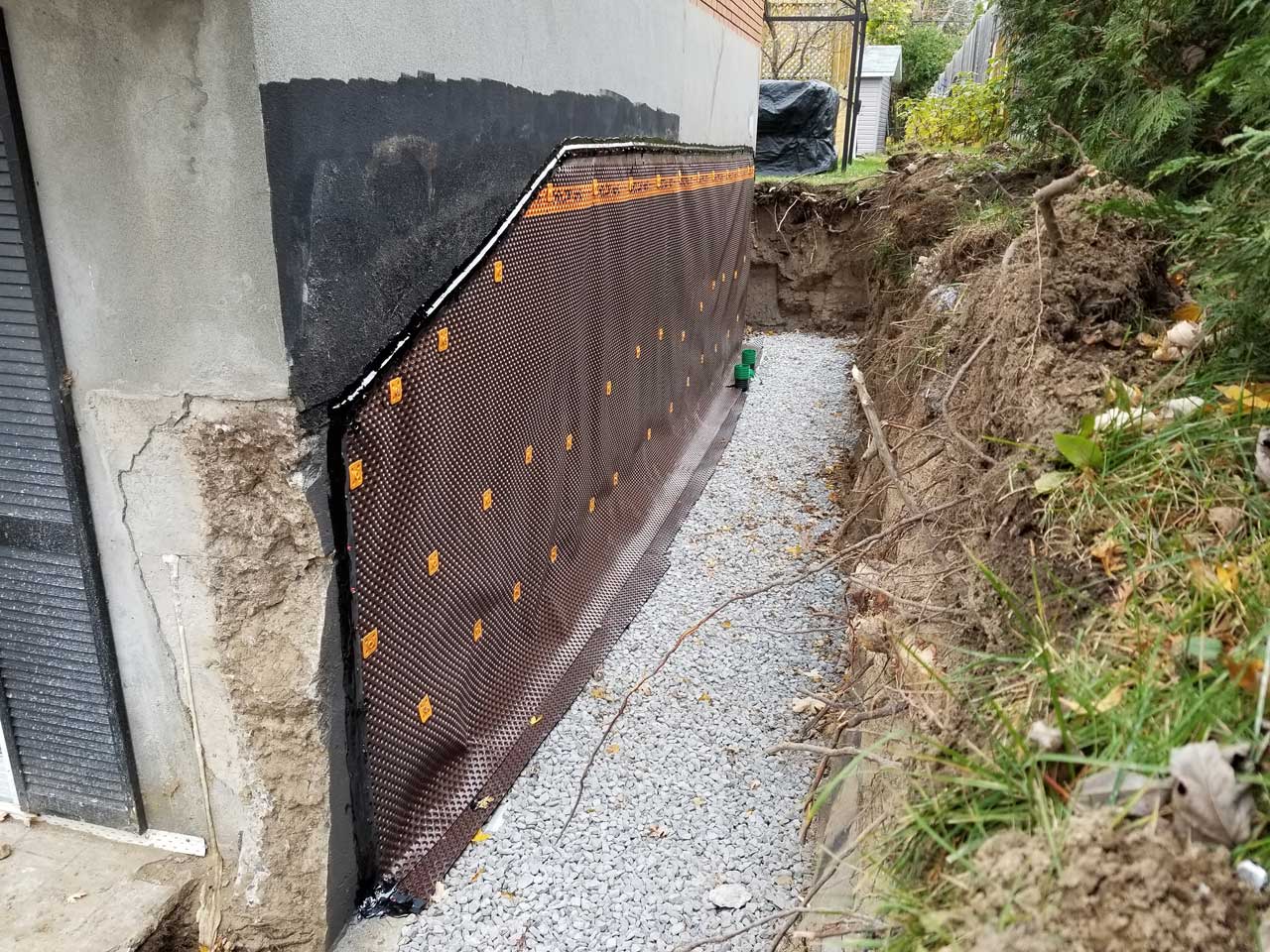 Drain français #168 Delta Aqua-Bloc Drain français #168 Delta Aqua-Bloc