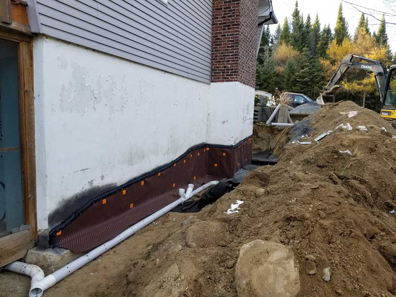 Drain français #186 Delta Aqua-Bloc Drain français #186 Delta Aqua-Bloc