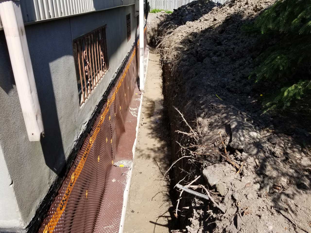 Drain français #275 Delta Aqua-Bloc Drain français #275 Delta Aqua-Bloc