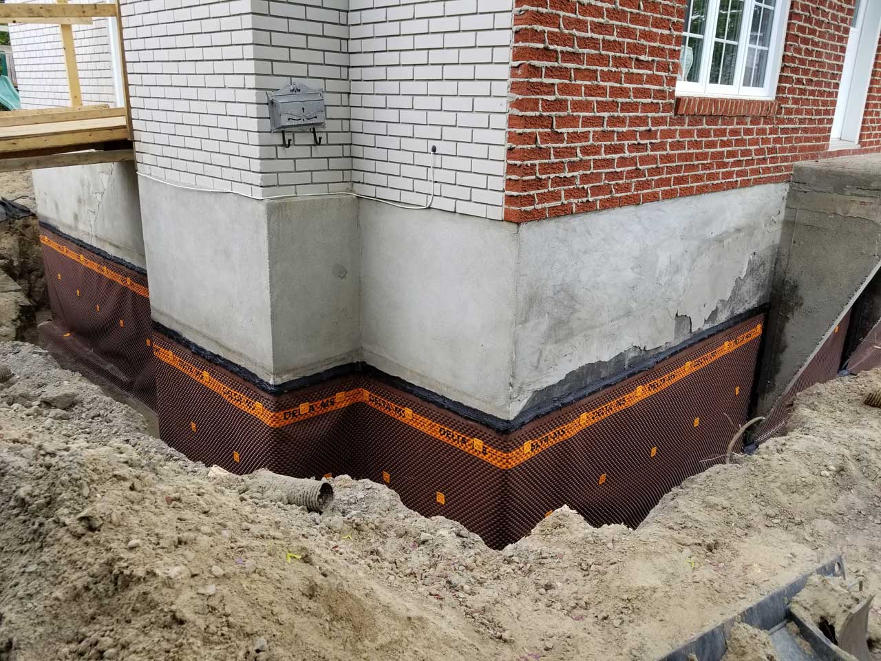 Drain français #299 Delta Aqua-Bloc Drain français #299 Delta Aqua-Bloc