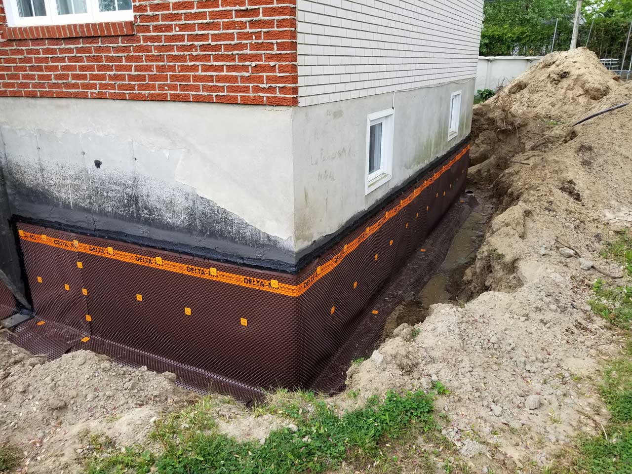 Drain français #301 Delta Aqua-Bloc Drain français #301 Delta Aqua-Bloc