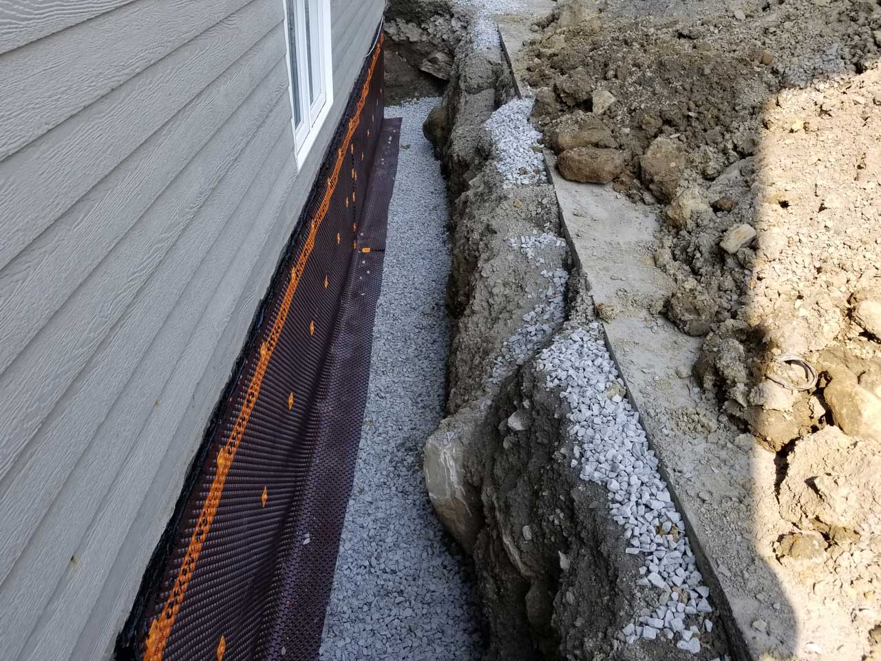 Drain français #405 Delta Aqua-Bloc Drain français #405 Delta Aqua-Bloc