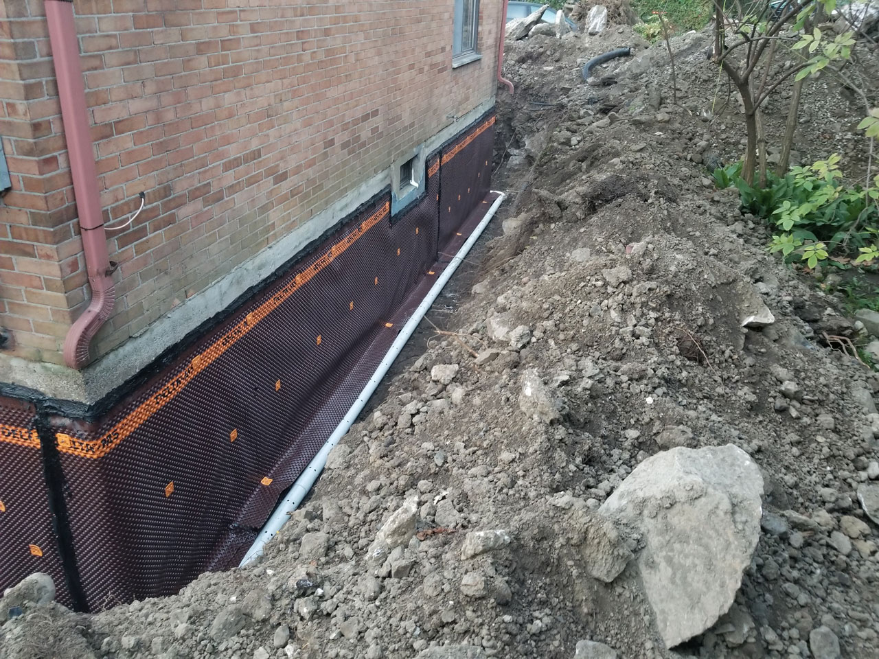 Drain français #445 Delta Aqua-Bloc Drain français #445 Delta Aqua-Bloc