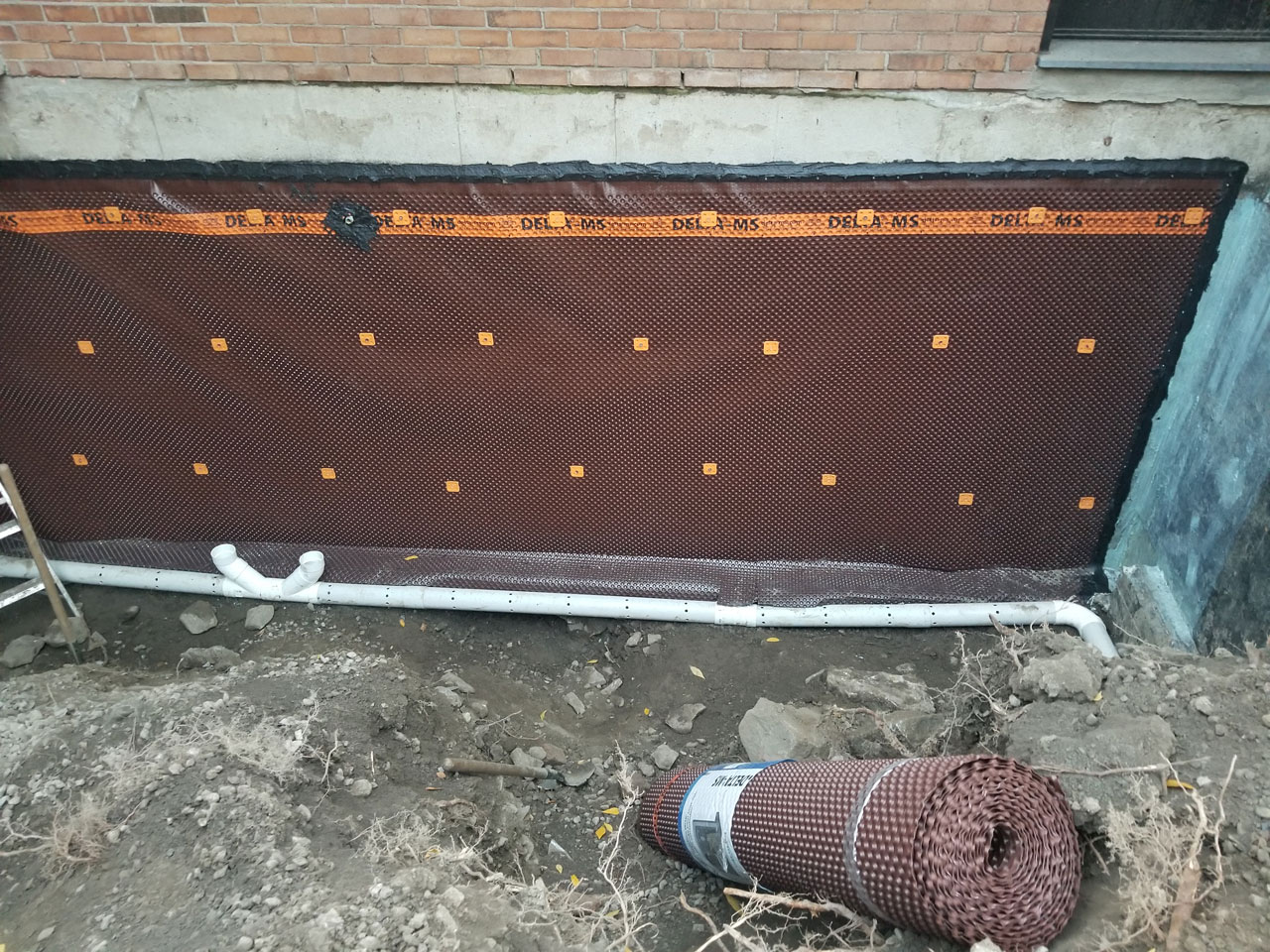 Drain français #448 Delta Aqua-Bloc Drain français #448 Delta Aqua-Bloc