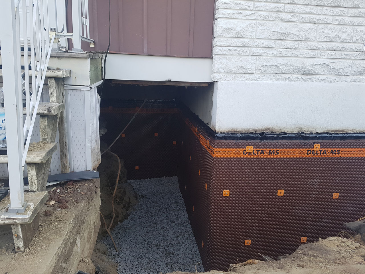 Drain français #50 Delta Aqua-Bloc Drain français #50 Delta Aqua-Bloc