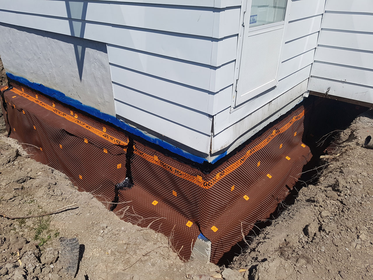 Drain français #84 Delta Aqua-Bloc Drain français #84 Delta Aqua-Bloc