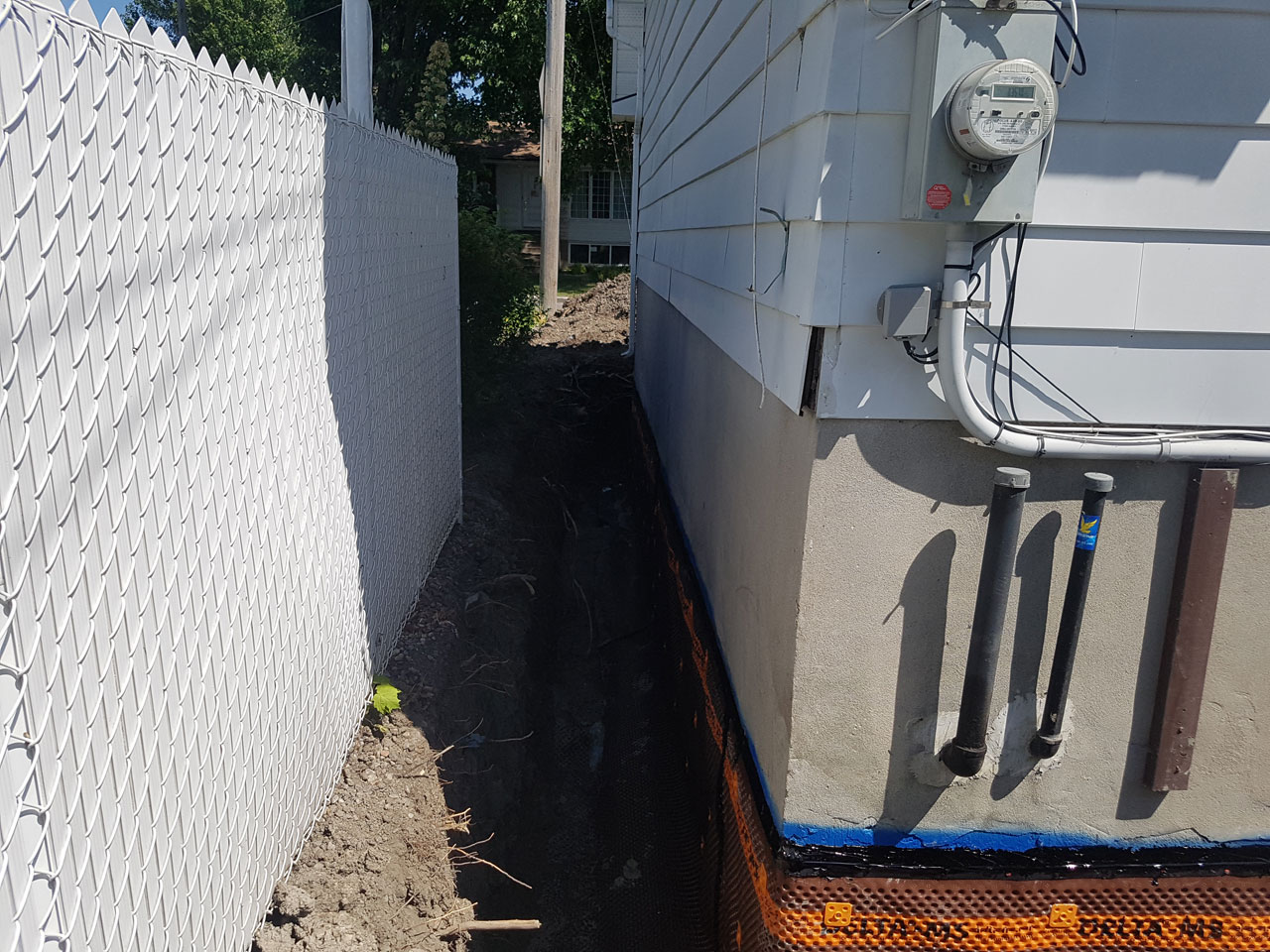 Drain français #86 Delta Aqua-Bloc Drain français #86 Delta Aqua-Bloc