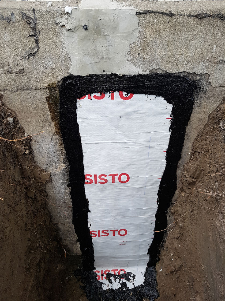 Fissure #8 Fissure #8