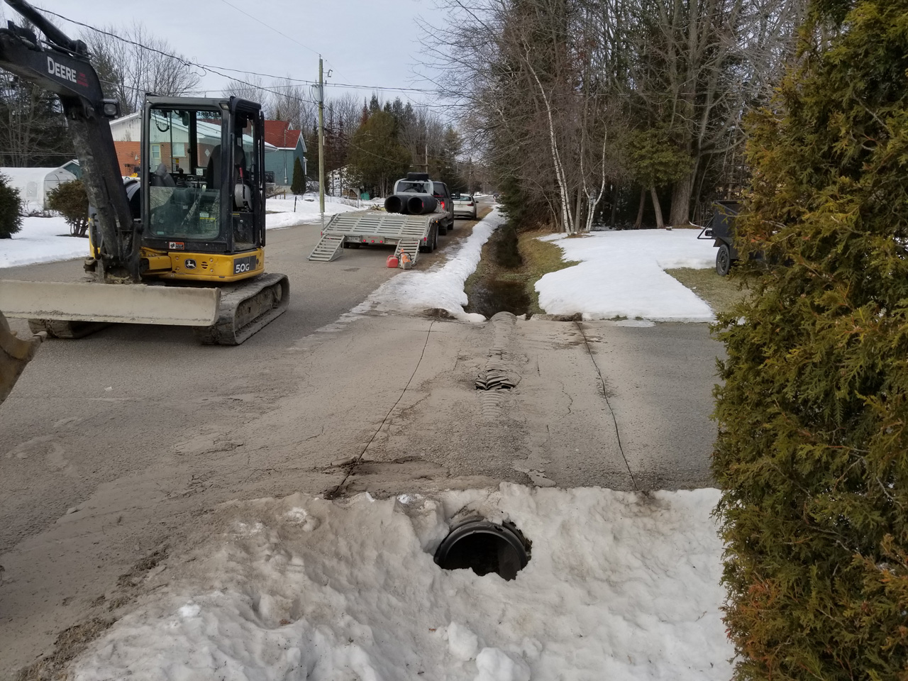 Ponceau #24 Ponceau #24